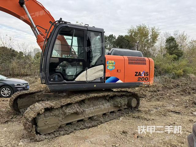 驾驶室整体（整机外观）