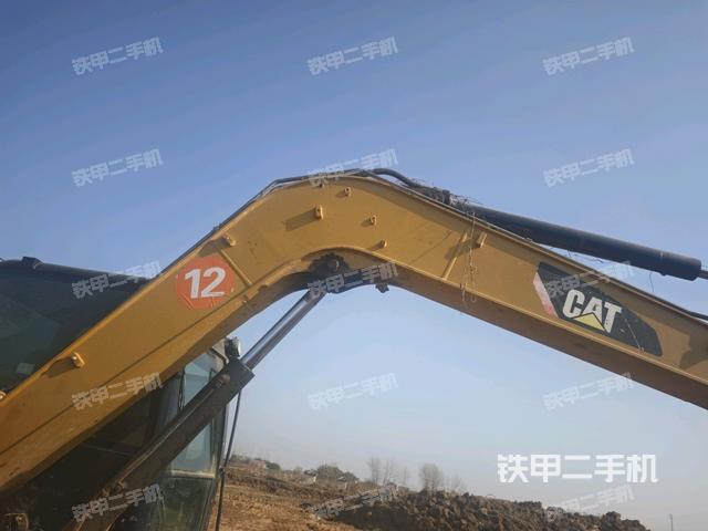 小臂整体右前（工作和回转装置）