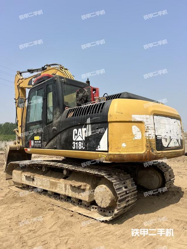 卡特彼勒CAT®318D2 L 小型液压挖掘机