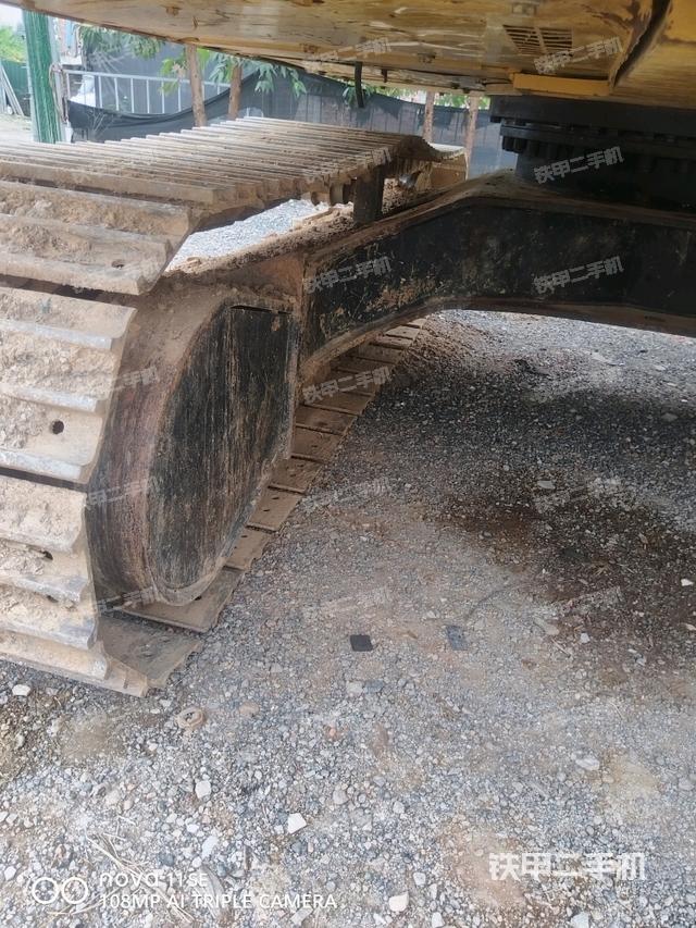 左导向轮（行走机构）