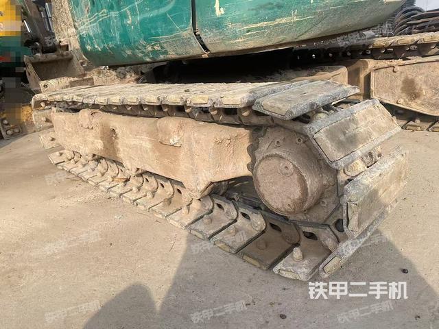 单侧履带整体（整机外观）