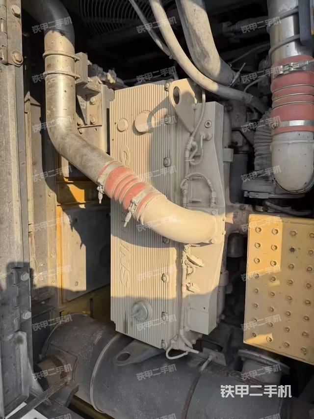 發(fā)動(dòng)機(jī)整體俯視（整機(jī)外觀）