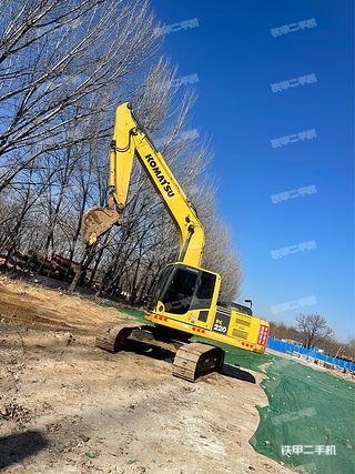 小松PC220-8M0挖掘機(jī)實(shí)拍圖片