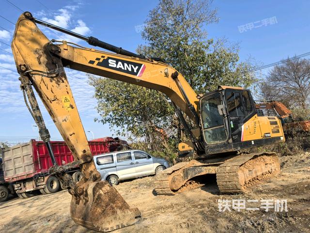 三一重工SY205H挖掘机