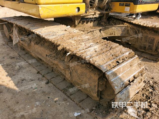 左侧履带整体 （行走机构）