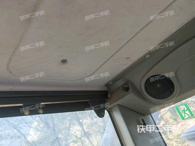 右側(cè)玻璃角標（駕駛室部分）