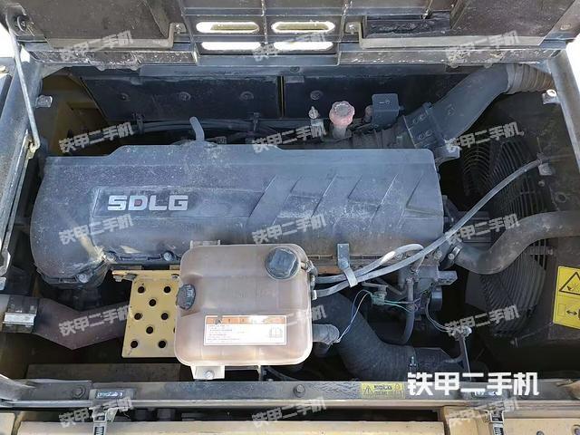 發(fā)動(dòng)機(jī)整體俯視（整機(jī)外觀）