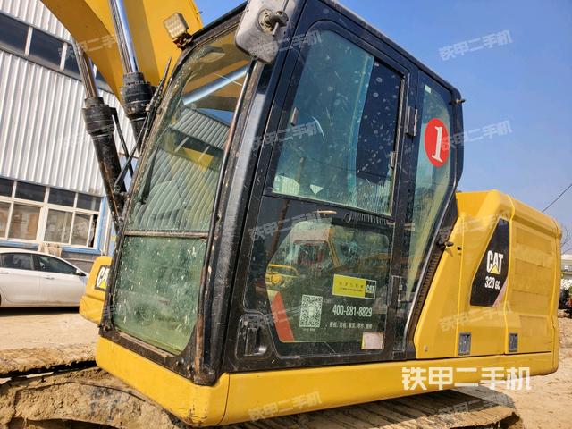 驾驶室左前45度（驾驶室部分）