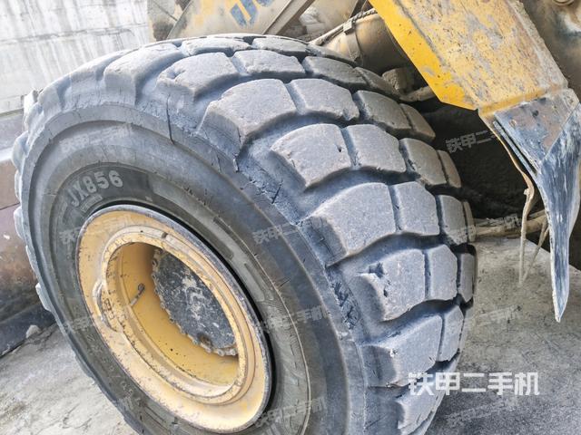 左前輪（行走機(jī)構(gòu)）