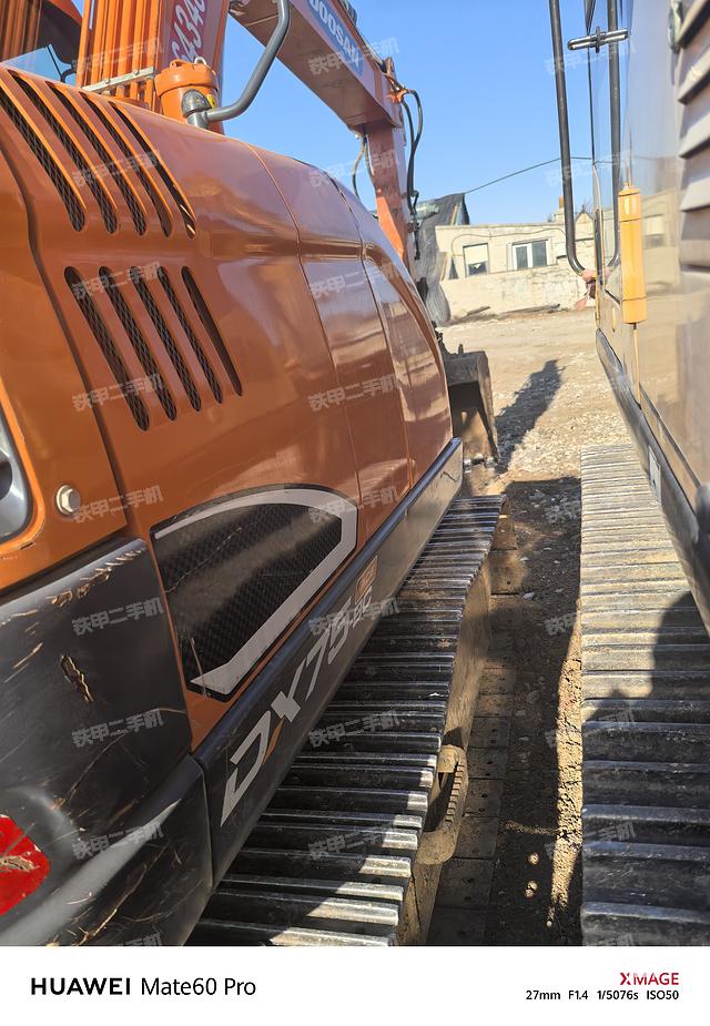 單側(cè)履帶整體（整機外觀）