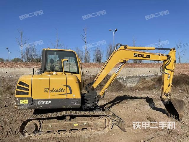 整机右后45°（整机外观）