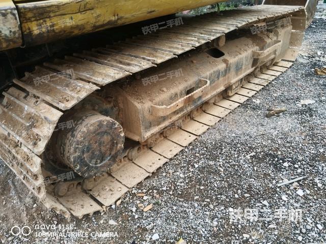 右驱动轮（行走机构）