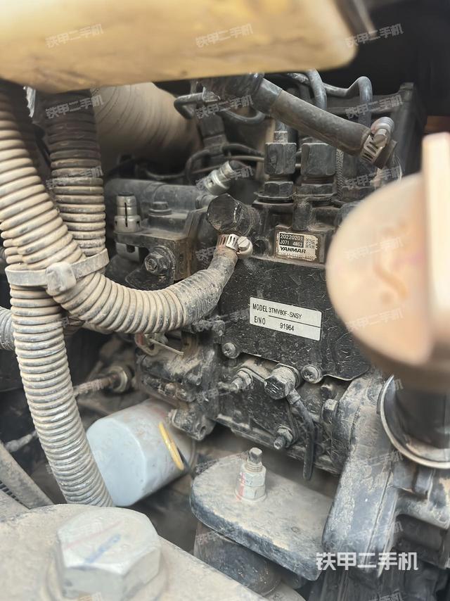 發(fā)動(dòng)機(jī)整體俯視（整機(jī)外觀）