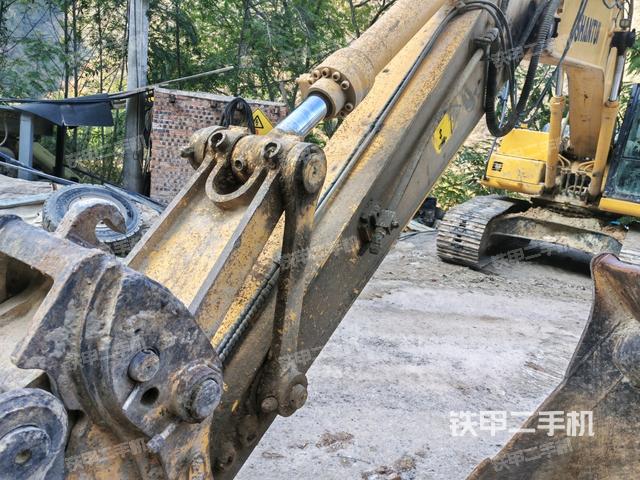 小臂整體左后（工作和回轉(zhuǎn)裝置）