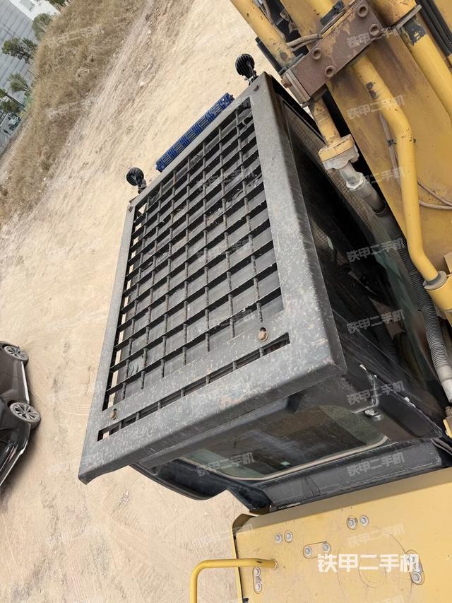 驾驶室顶部俯视（上车部件）