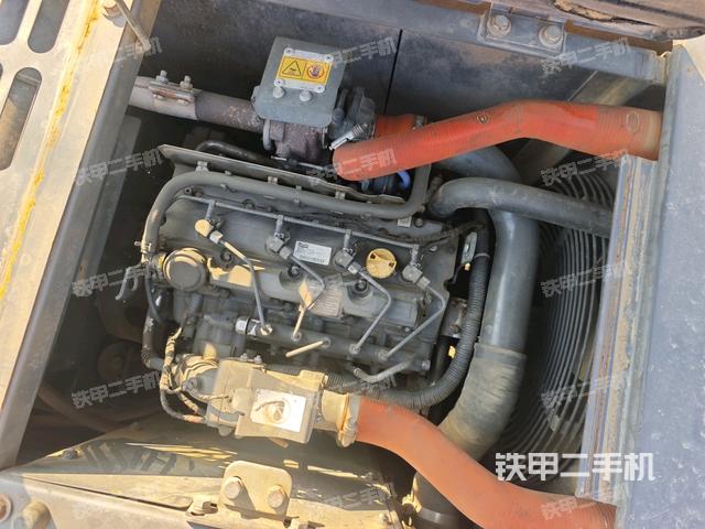 发动机整体俯视（整机外观）