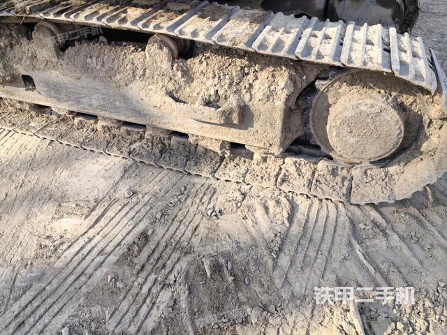 单侧履带整体（整机外观）