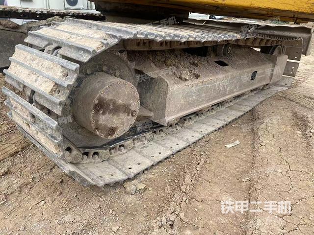 单侧履带整体（整机外观）