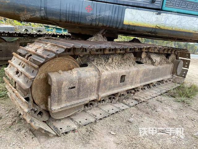 单侧履带整体（整机外观）