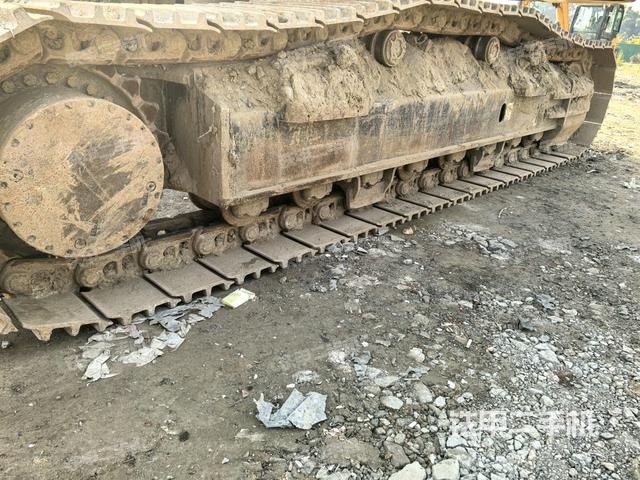 单侧履带整体（整机外观）