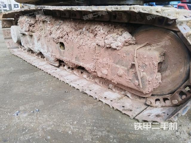 左侧履带整体 （行走机构）