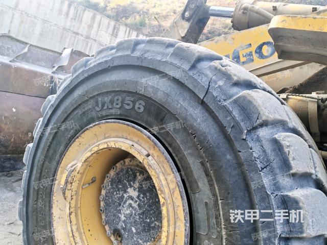 右后輪（行走機(jī)構(gòu)）