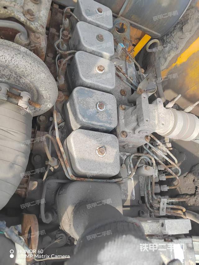 發(fā)動(dòng)機(jī)整體俯視（整機(jī)外觀）