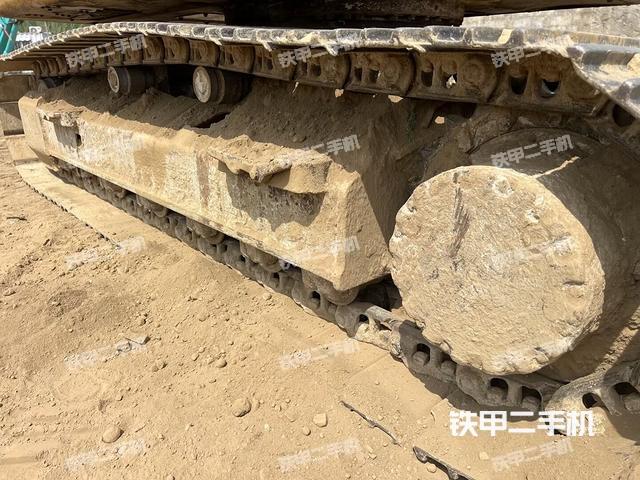 单侧履带整体（整机外观）