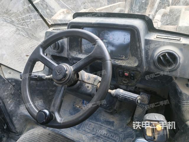 前擋風(fēng)玻璃標(biāo) （駕駛室部分）