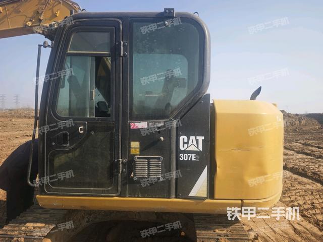  驾驶室正侧（驾驶室部分）