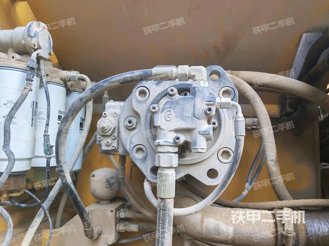 液壓泵室（大件艙室）