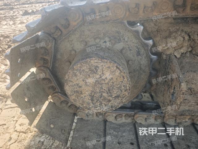 右驱动轮（行走机构）