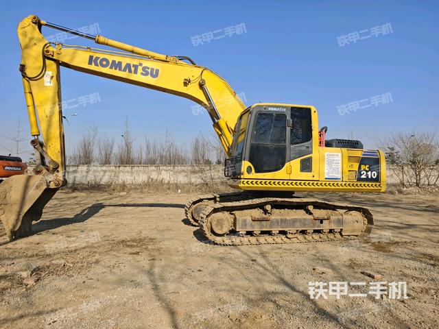 小松PC200LC-8M0挖掘機