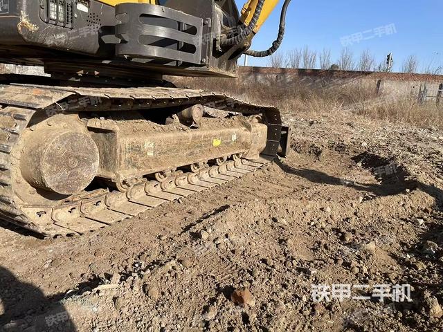 单侧履带整体（整机外观）