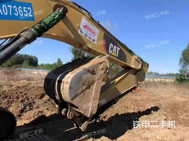 駕駛室頂部（整機(jī)外觀）