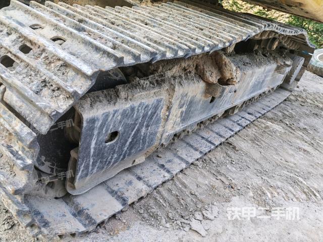 左側(cè)履帶整體?（行走機構(gòu)）