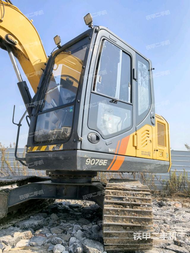 顶棚整体（驾驶室部分）