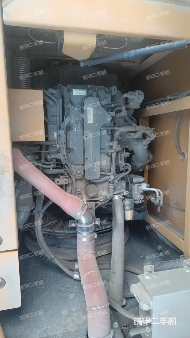 发动机整体俯视（整机外观）