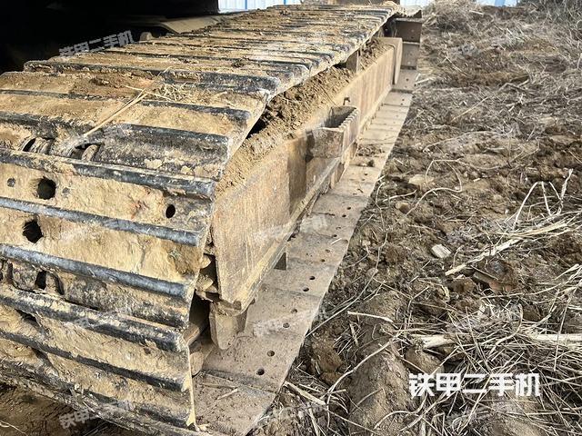 单侧履带整体（整机外观）