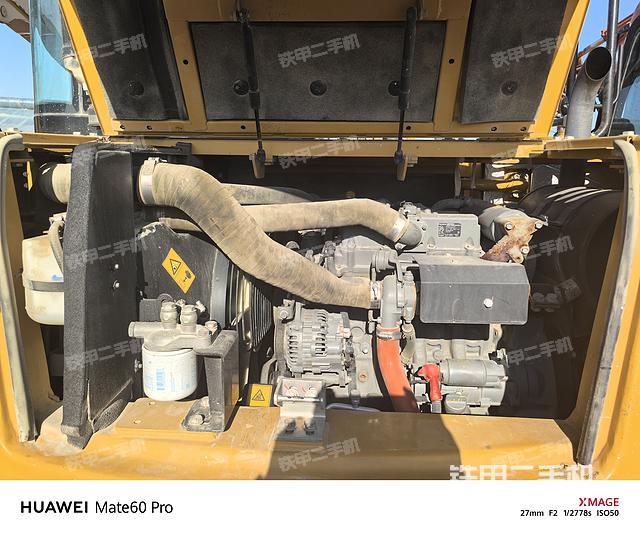 驾驶室顶部（整机外观）