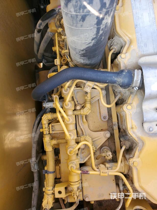 气门室盖螺丝特写（上车部件）