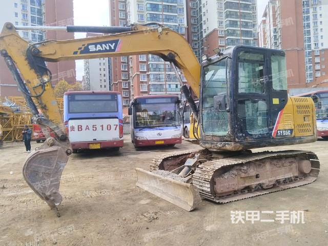 三一重工SY75C-10挖掘机