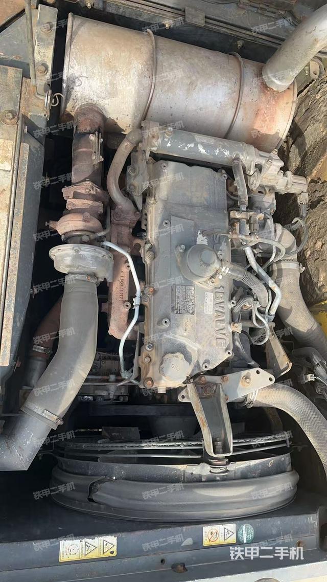 发动机整体俯视（整机外观）