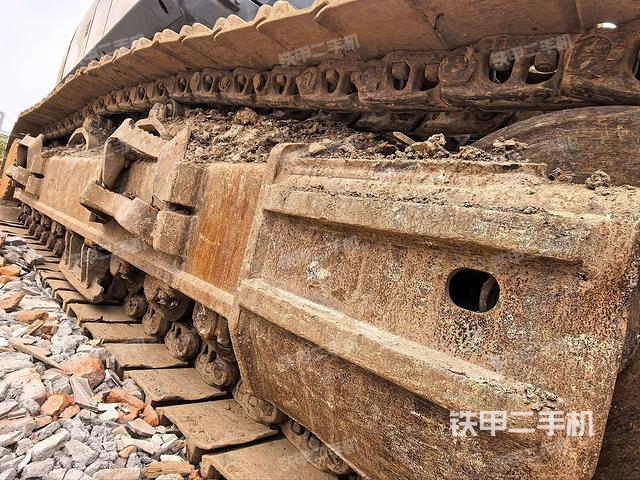 右侧行走马达盖板（行走机构）