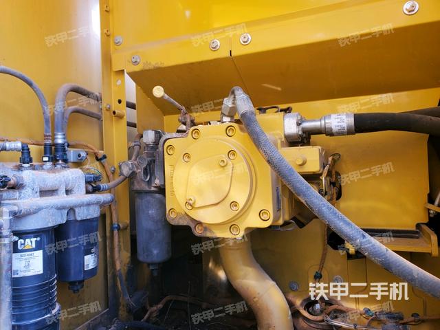 液压泵斜45 左（大件舱室）