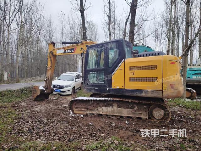 三一重工SY135C（国四）挖掘机