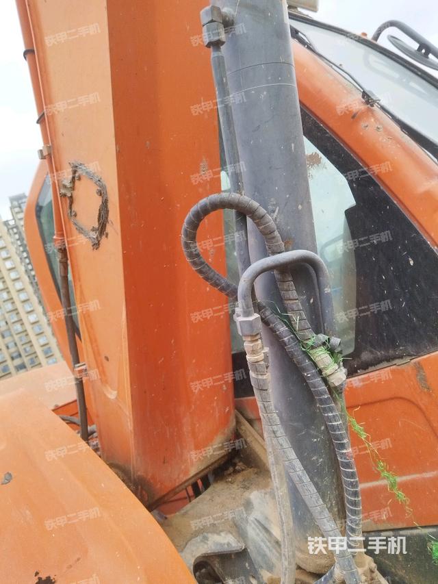 大臂根部 斜（工作和回转装置）