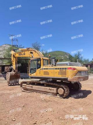 保定山東臨工LG6400挖掘機實拍圖片