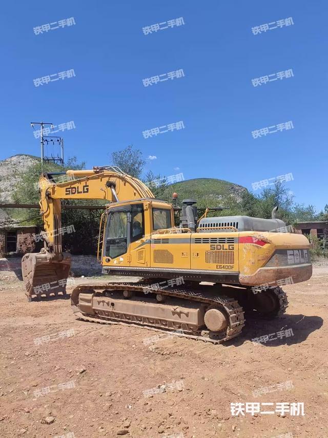 山東臨工LG6400挖掘機(jī)