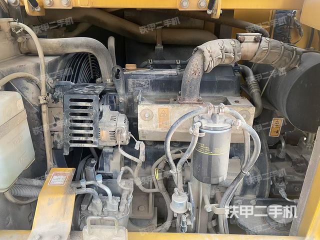 发动机整体俯视（整机外观）